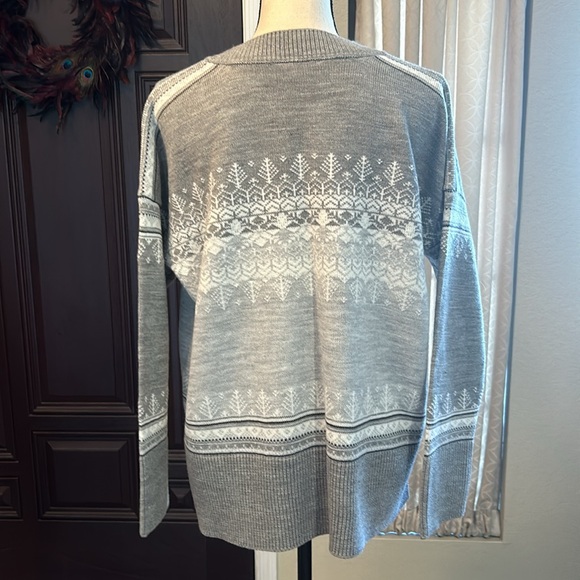 Tommy Hilfiger Fair Isle Drip Shoulder Winter Holiday Sweater - Picture 3 of 6